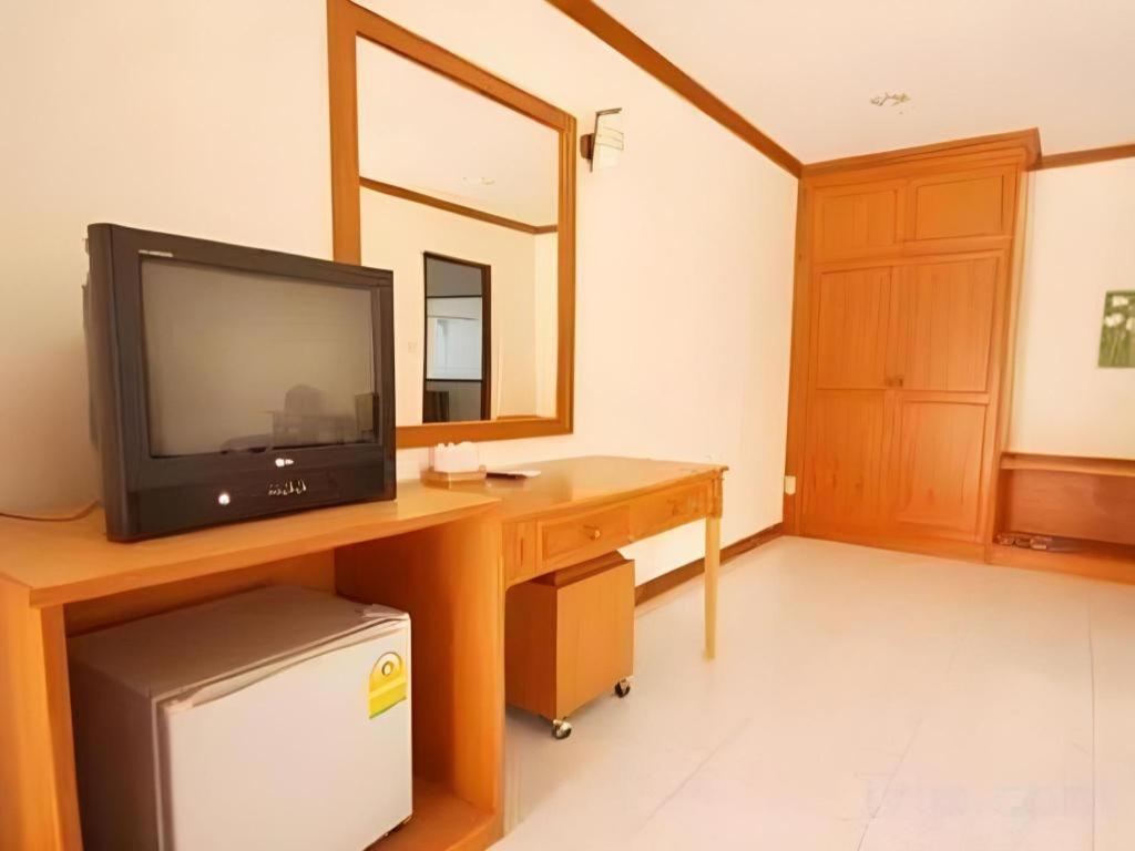 Golden Land Hotel Chiang Rai Exterior photo